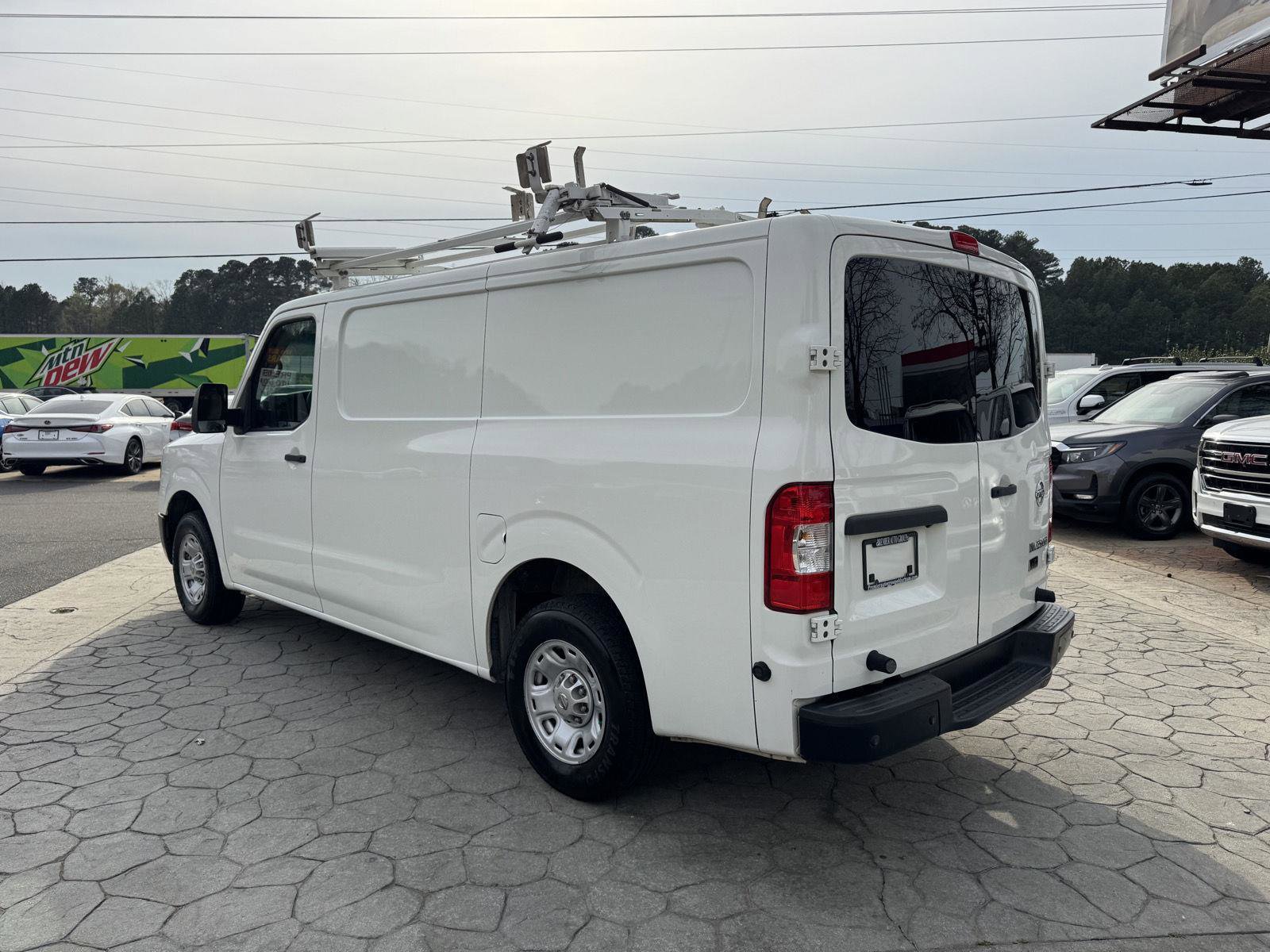 Used 2016 Nissan NV 2500 SV w/ Technology Package image 7