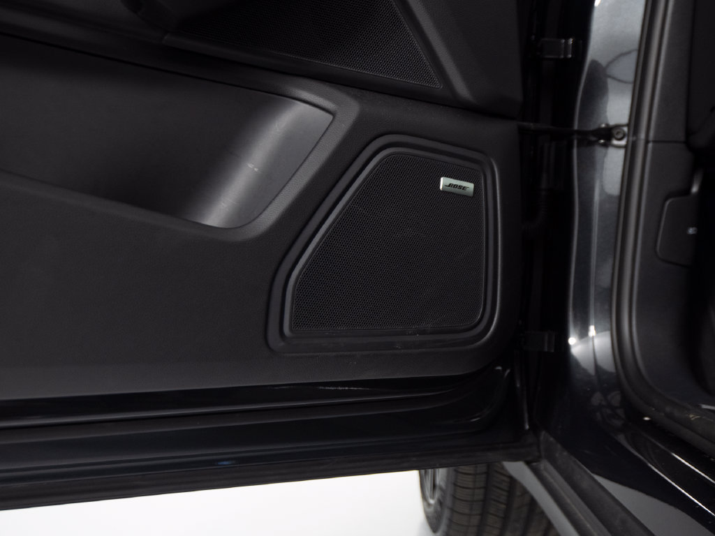 Certified 2026 Porsche Macan AWD/4WD image 20