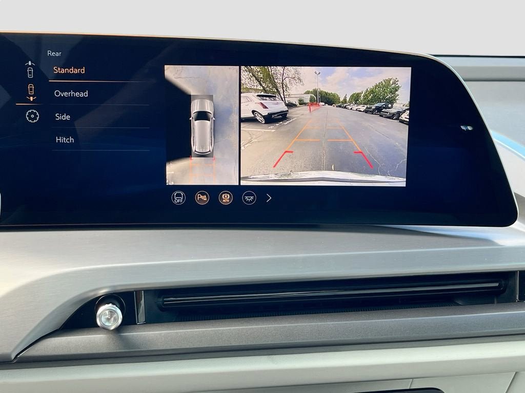 New 2026 Cadillac Vistiq Luxury image 14