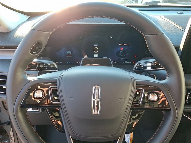 New 2025 Lincoln Aviator AWD w/ Equipment Group 101A image 9