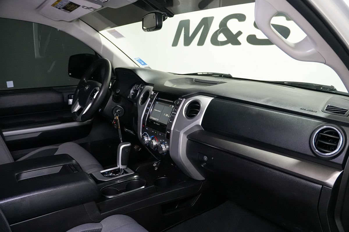 Used 2016 Toyota Tundra SR5 w/ SR5 Upgrade Package RWD image 22