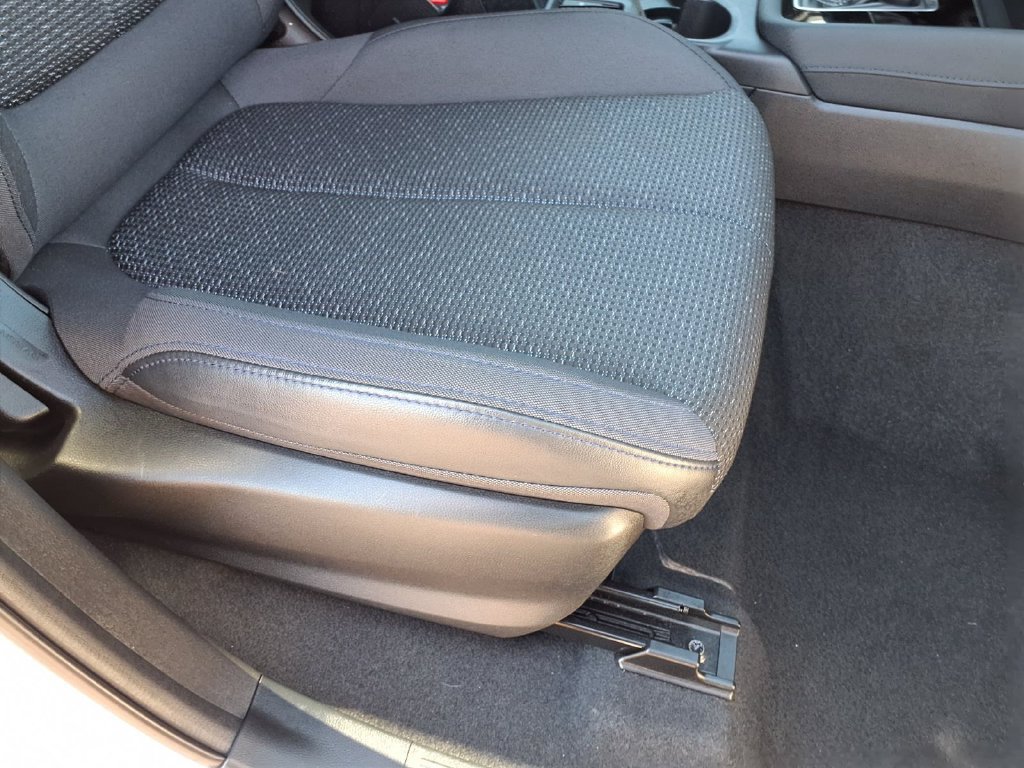 Used 2025 Subaru Forester Premium AWD/4WD image 18