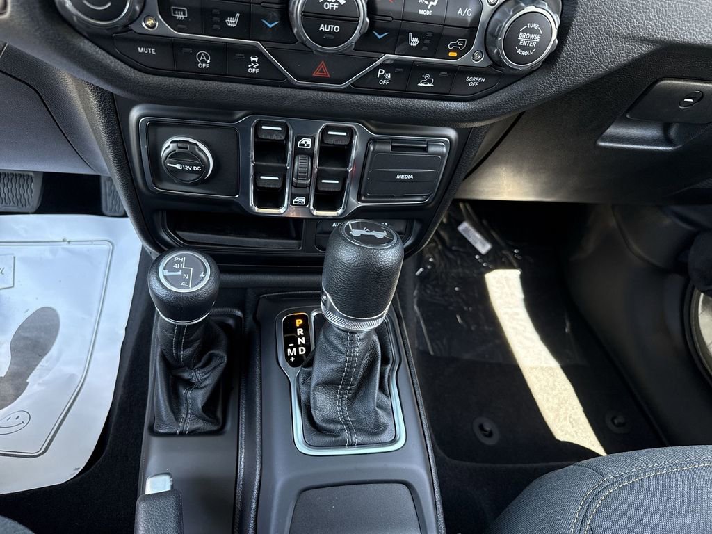 New 2025 Jeep Wrangler Sport S image 19