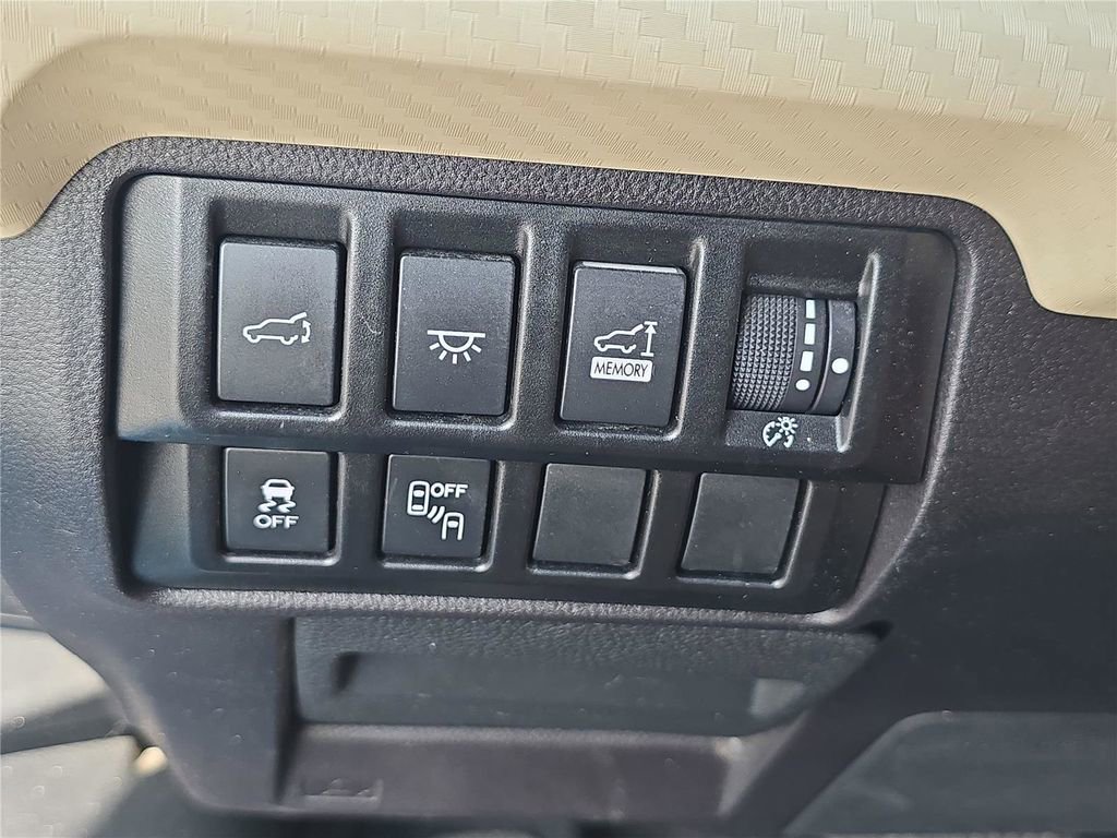 Used 2022 Subaru Ascent Premium w/ Convenience Package image 25