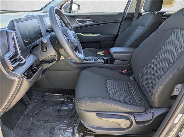 Used 2024 Kia Sportage LX image 16