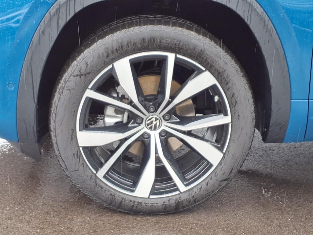 New 2025 Volkswagen Atlas SEL Premium R-Line image 21