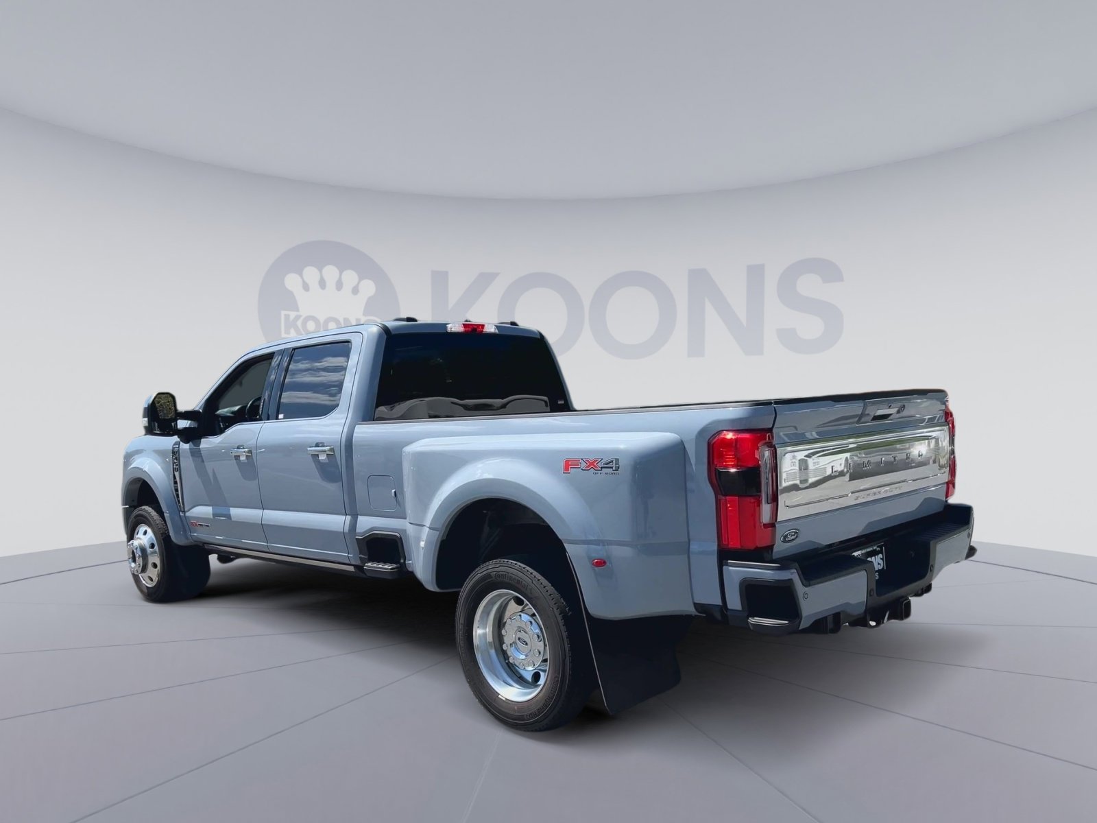 Used 2024 Ford F450 Limited w/ FX4 Off-Road Package AWD/4WD image 10