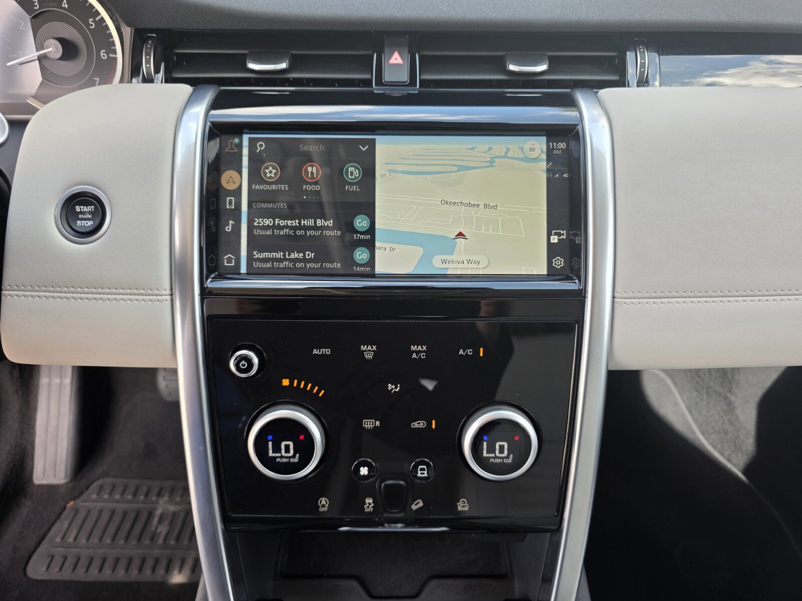 Certified 2023 Land Rover Discovery Sport SE image 19