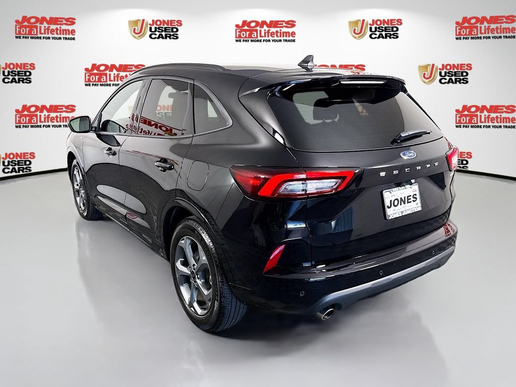 Used 2023 Ford Escape ST-Line w/ Tech Pack #1 FWD image 2