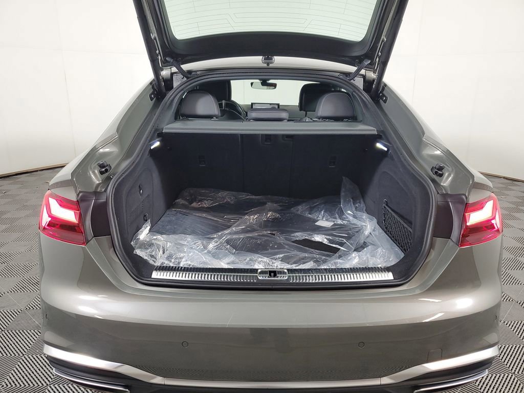 Used 2023 Audi A5 2.0T Premium Plus w/ Premium Plus image 9