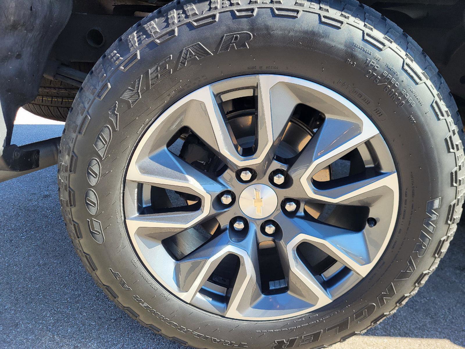 Used 2024 Chevrolet Silverado 1500 LT image 13