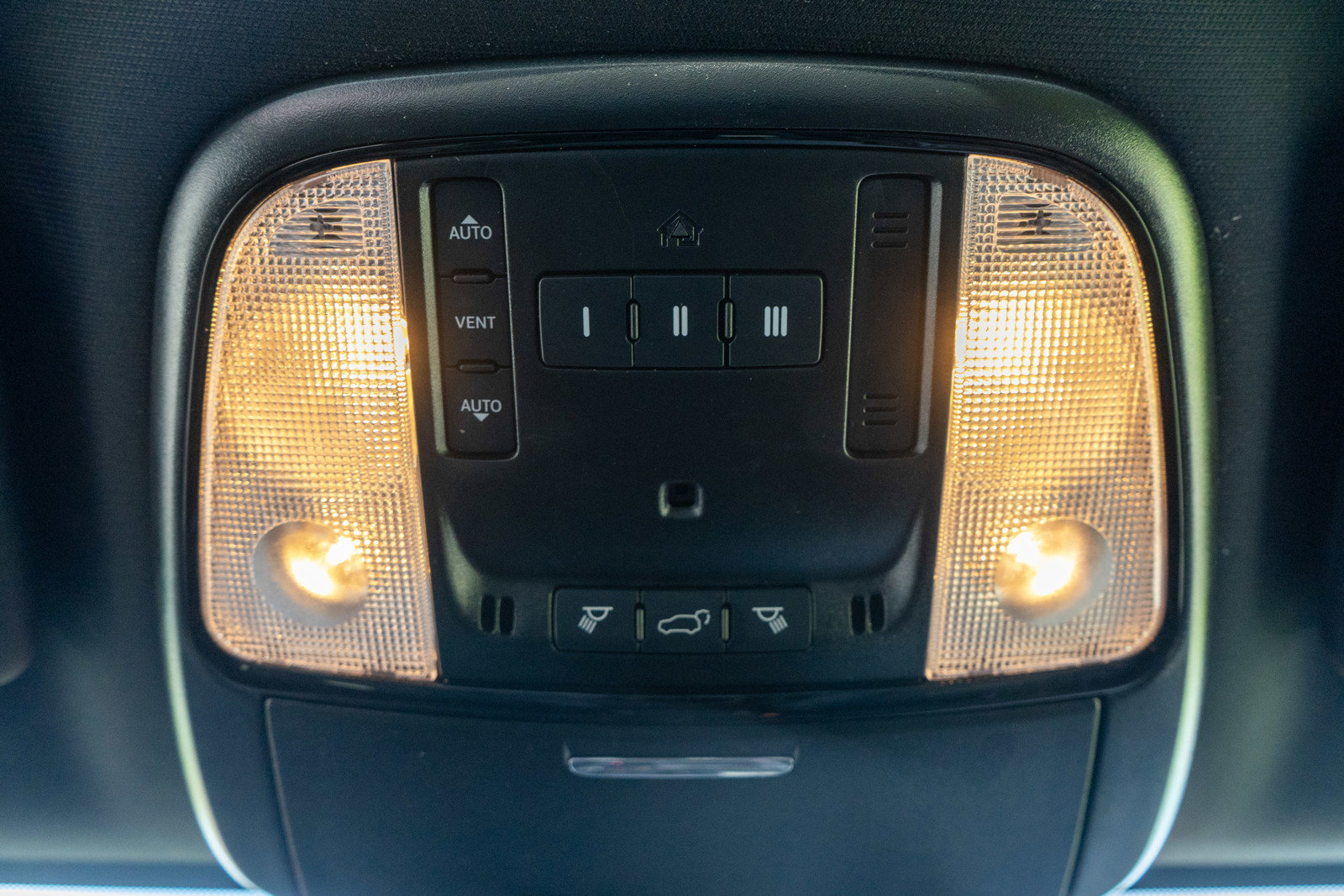 Used 2025 Dodge Durango R/T AWD/4WD image 23