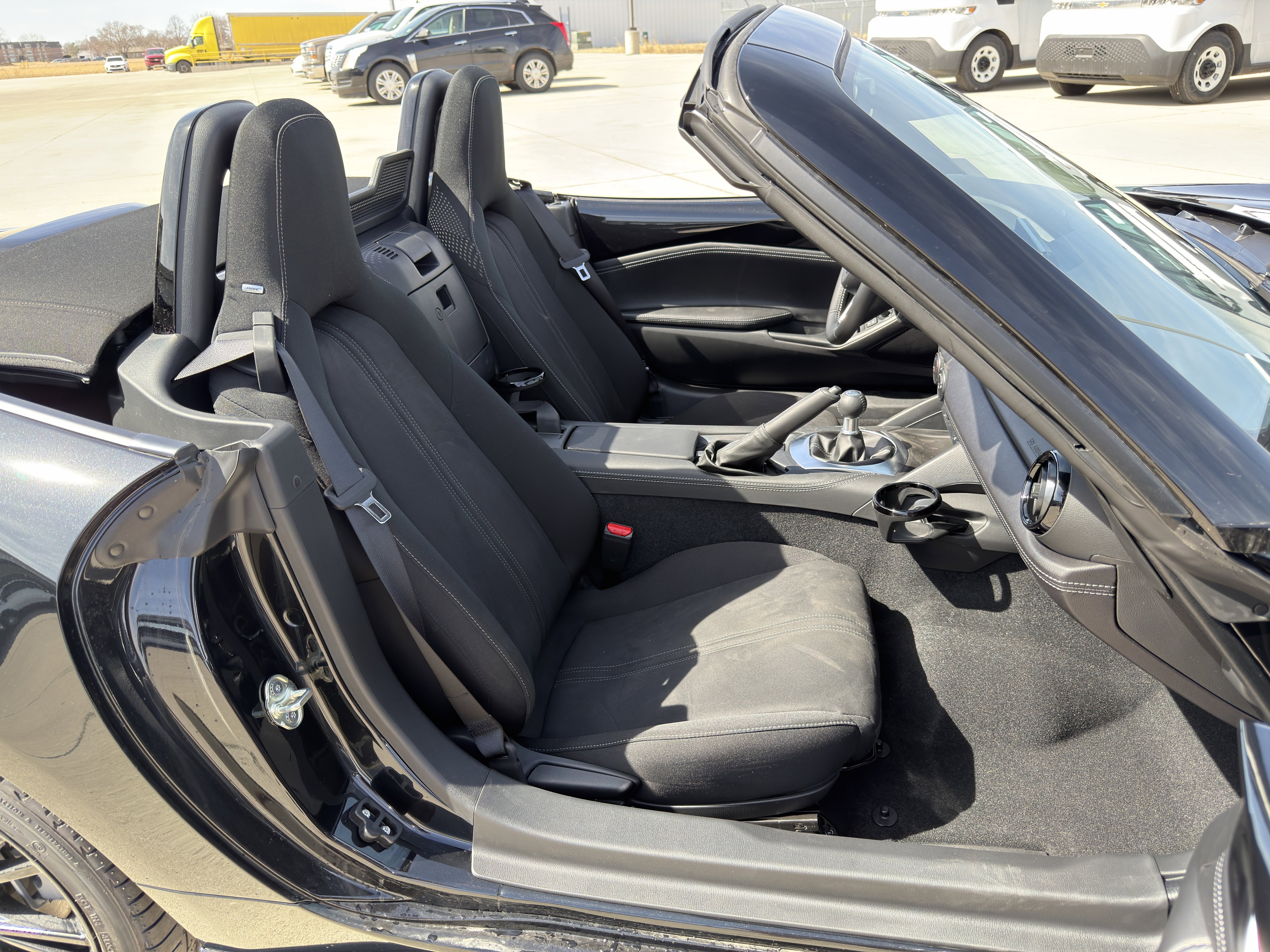 New 2026 MAZDA MX-5 Miata Club w/ Appearance Package RWD image 16