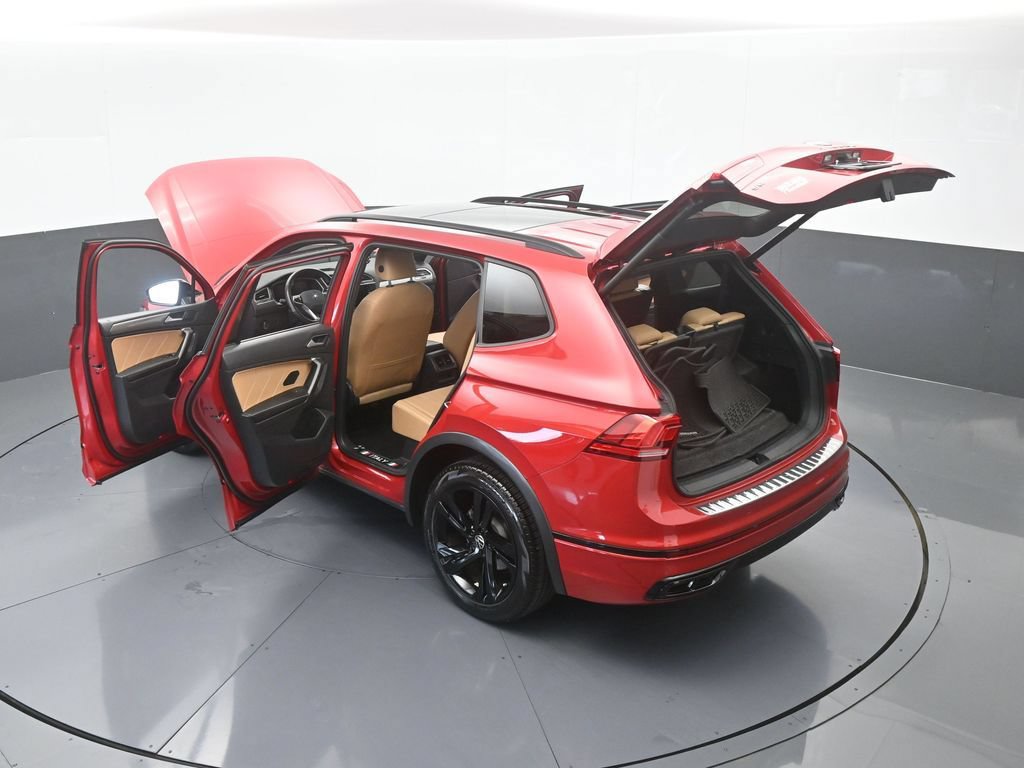 Used 2024 Volkswagen Tiguan SE R-Line FWD image 71