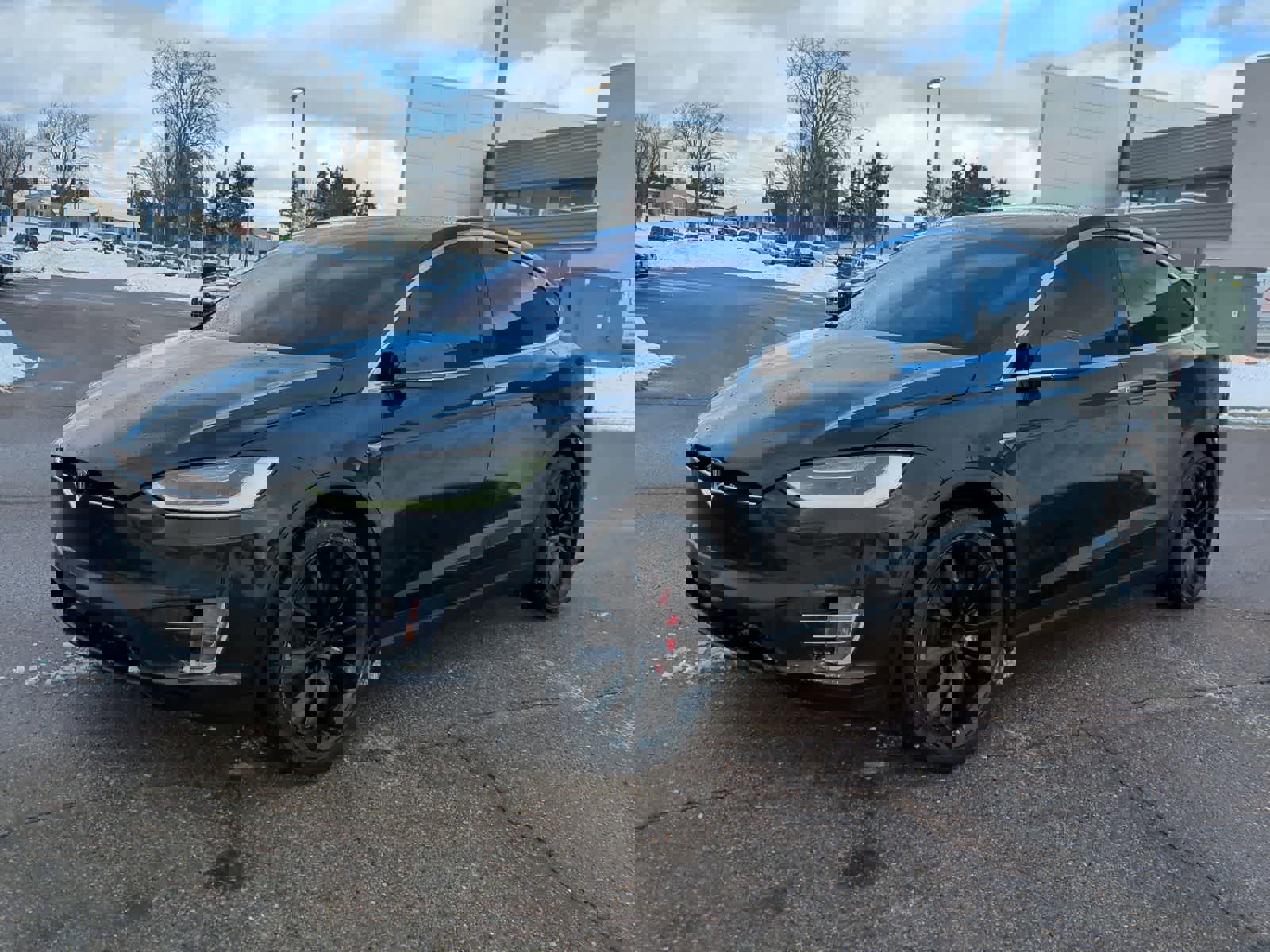 Used 2017 Tesla Model X P100D image 4