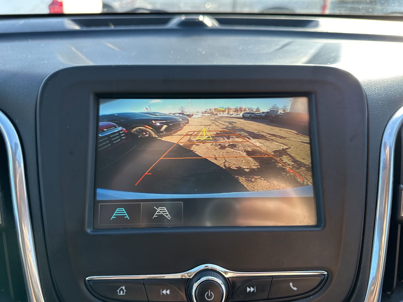 Used 2018 Chevrolet Equinox LT AWD/4WD image 23