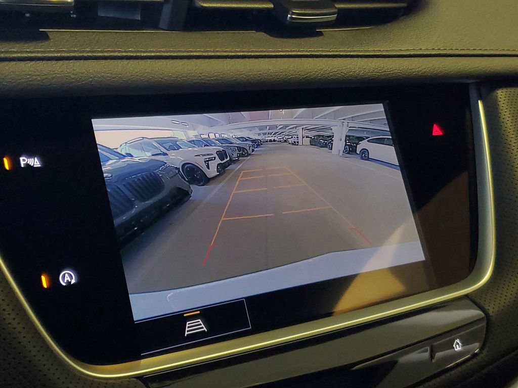 New 2025 Cadillac XT5 Luxury image 21