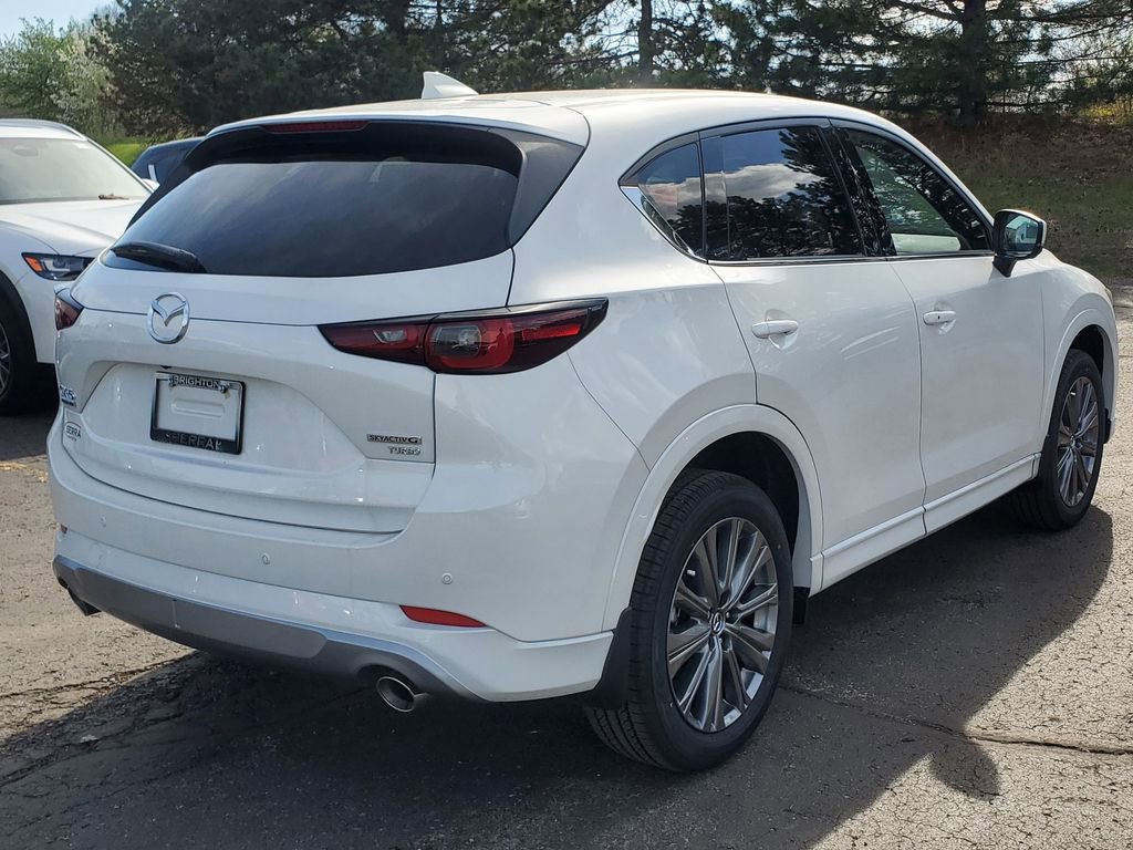 New 2025 MAZDA CX-5 Signature image 3
