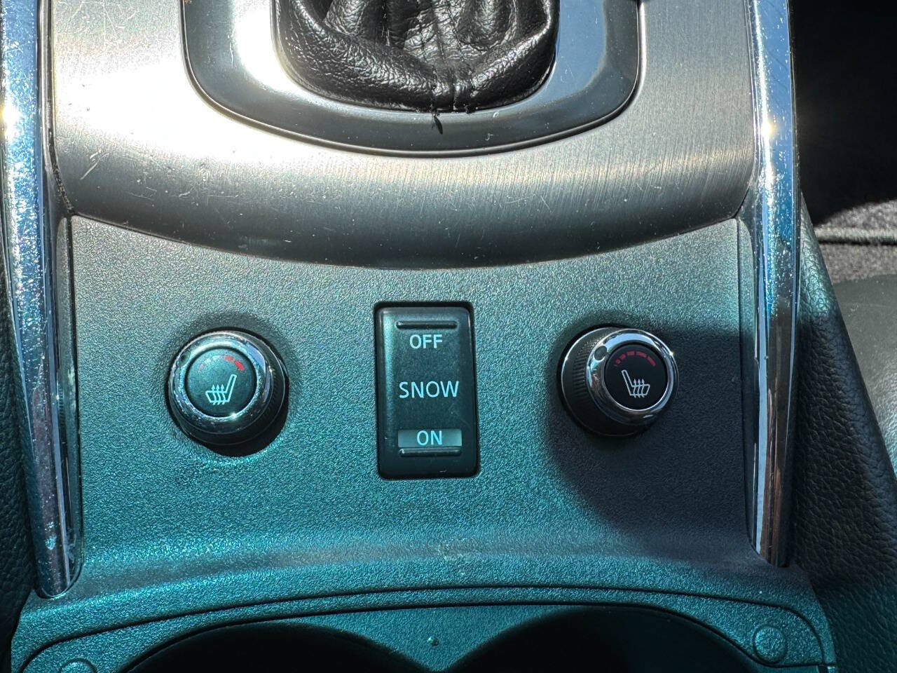 Used 2010 INFINITI G37 x Sedan AWD/4WD image 19