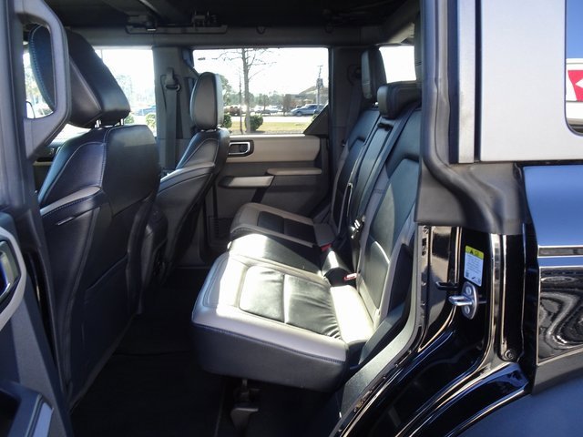 Used 2023 Ford Bronco Wildtrak image 13