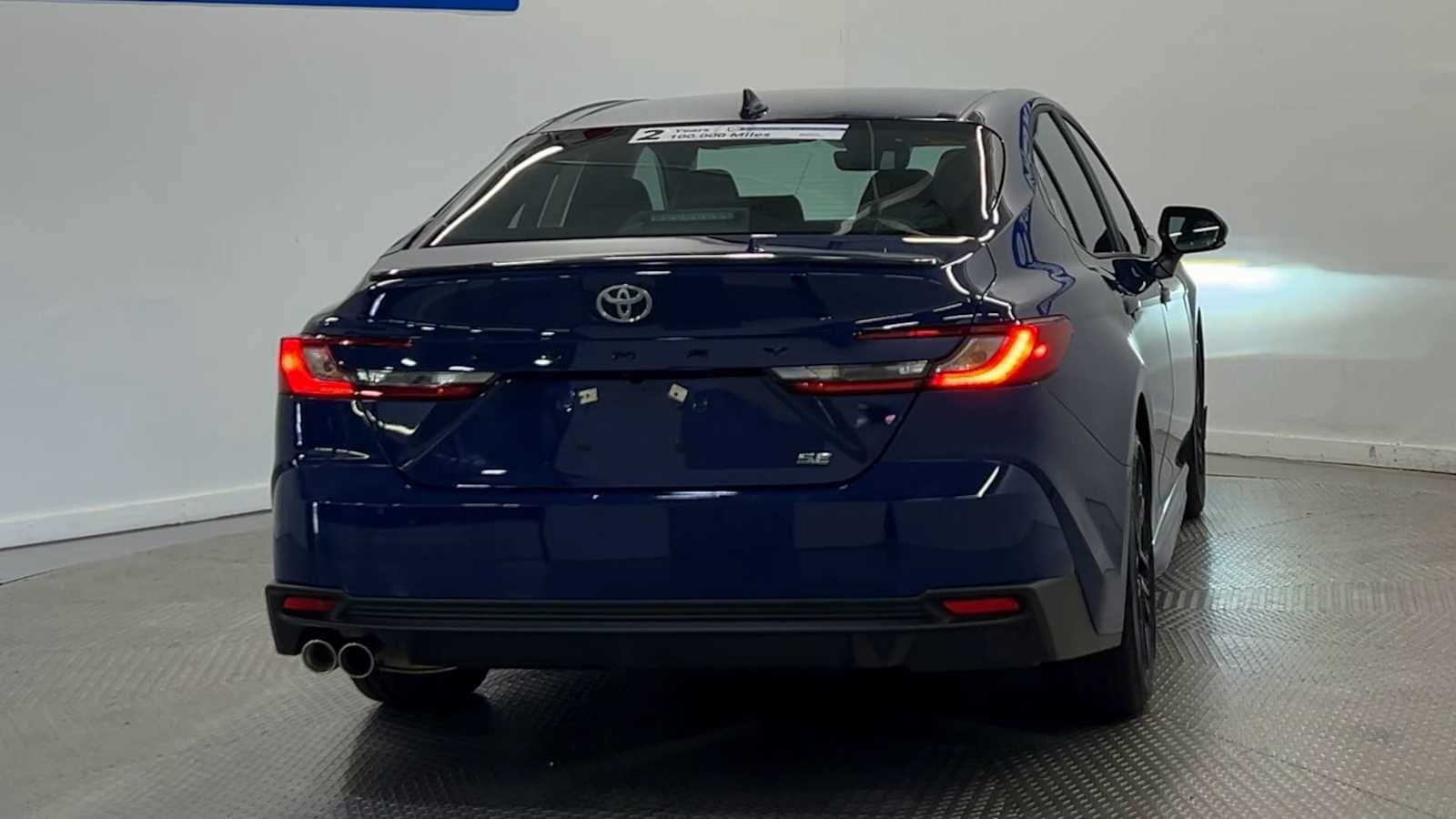 Used 2026 Toyota Camry SE w/ Multimedia Upgrade Package FWD image 7