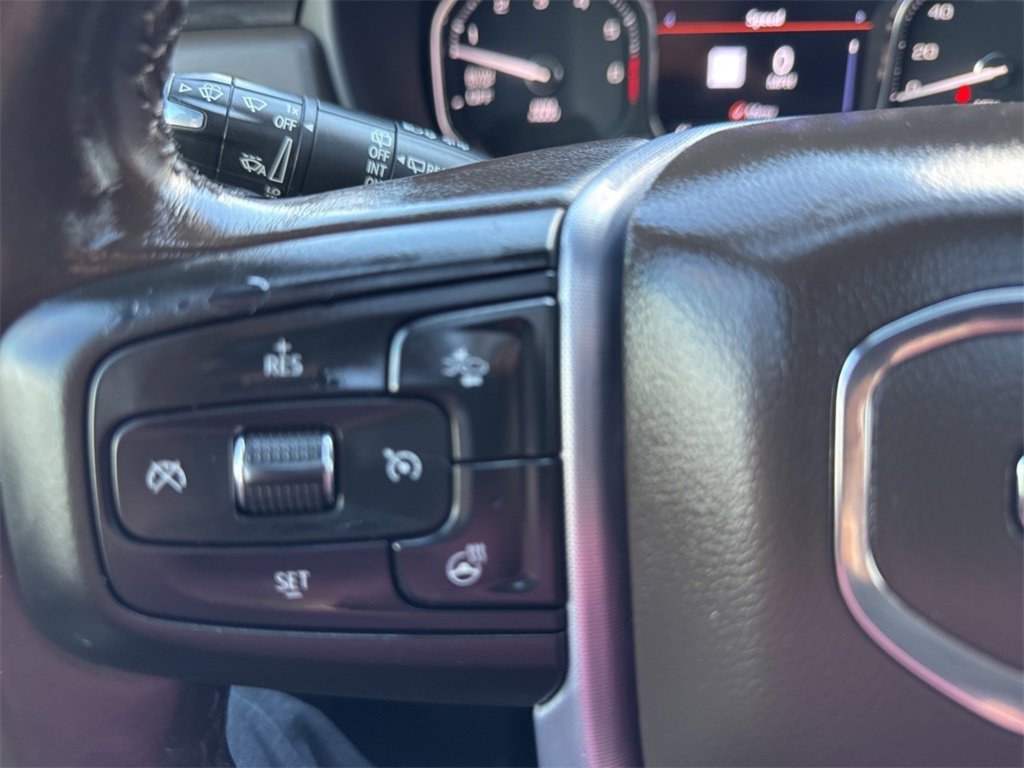 Used 2021 GMC Yukon SLT w/ SLT Luxury Plus Package image 16