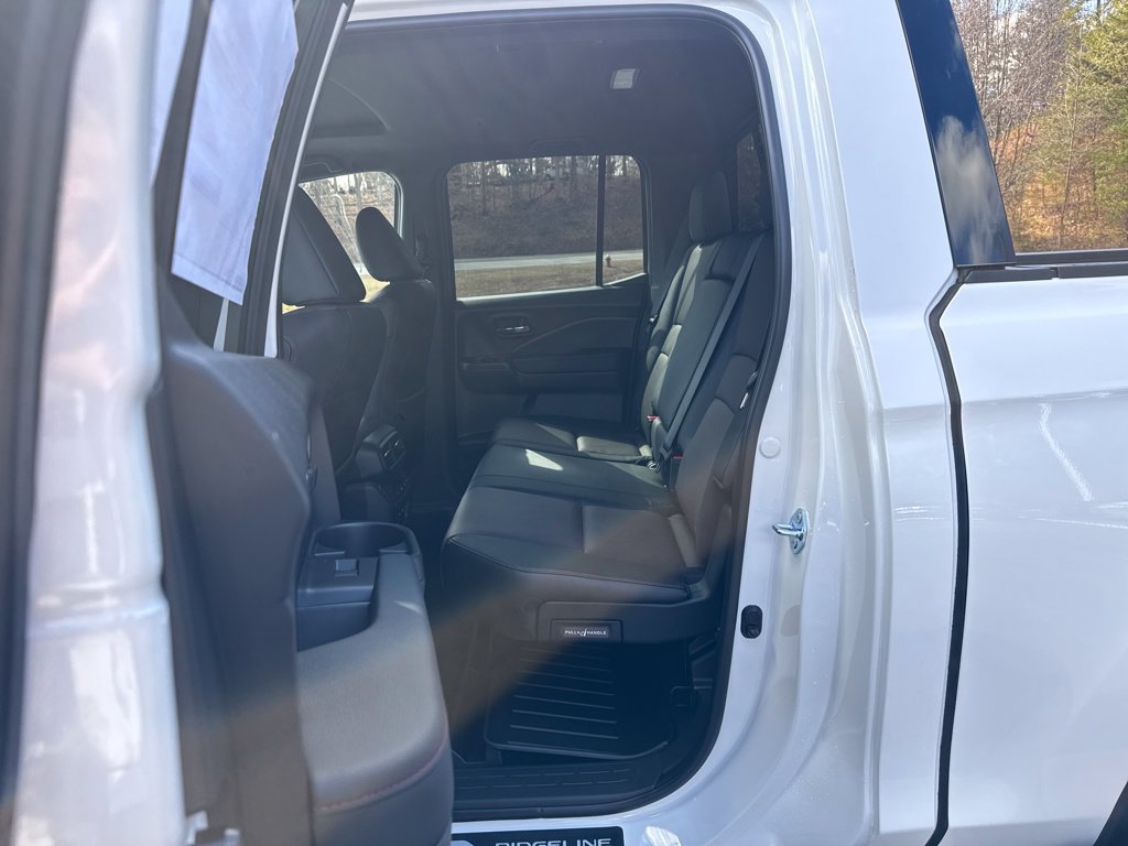 New 2026 Honda Ridgeline Black Edition image 27