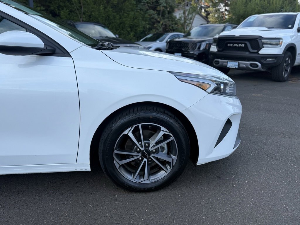 Used 2022 Kia Forte LXS image 17