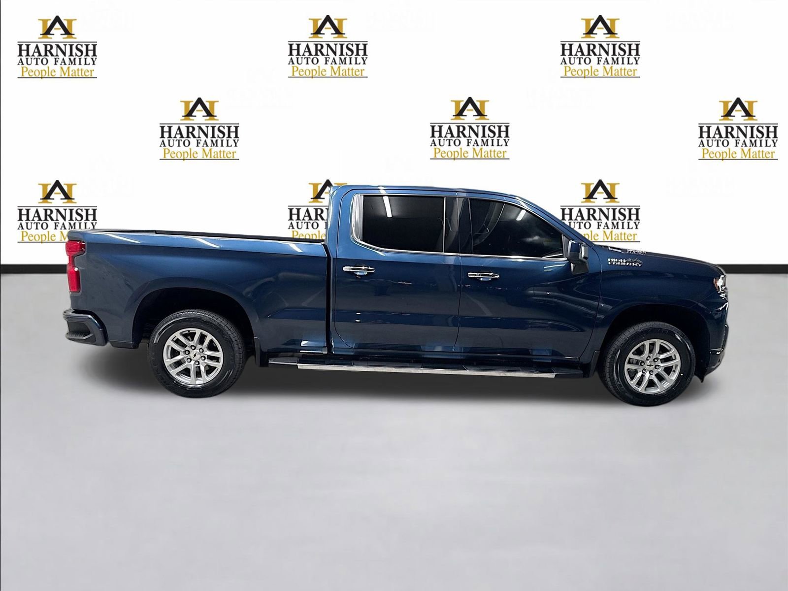 Used 2021 Chevrolet Silverado 1500 High Country w/ Technology Package AWD/4WD video 5