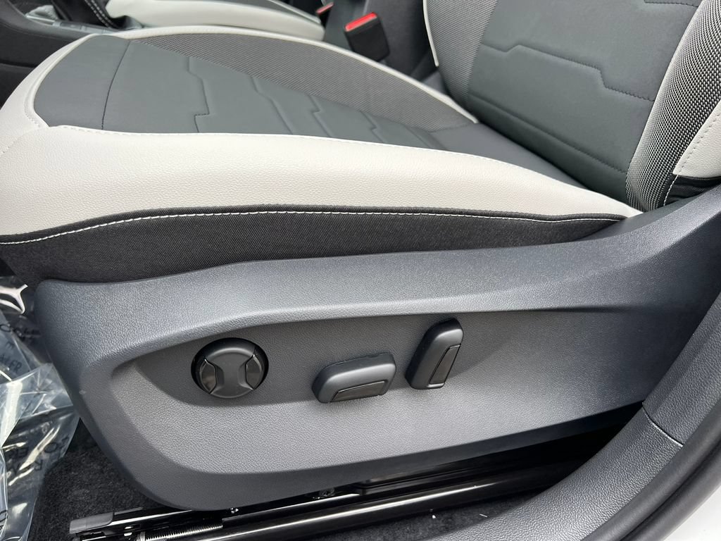 New 2026 Volkswagen Taos SE AWD/4WD image 11