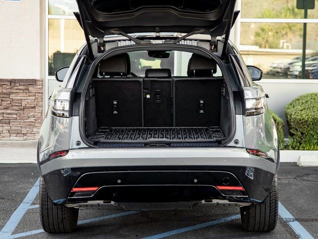 Used 2025 Land Rover Range Rover Velar Dynamic SE image 22