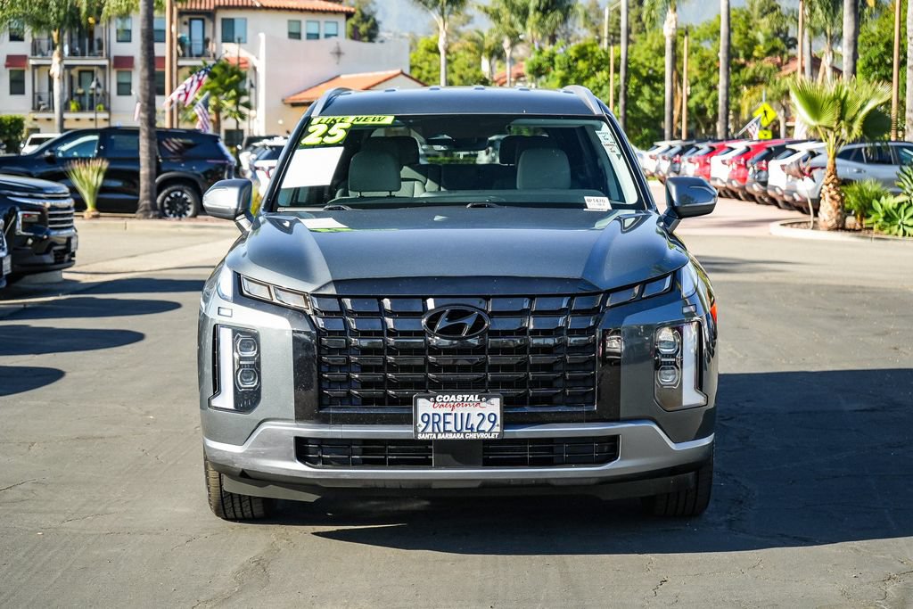 Used 2025 Hyundai Palisade SEL FWD image 2