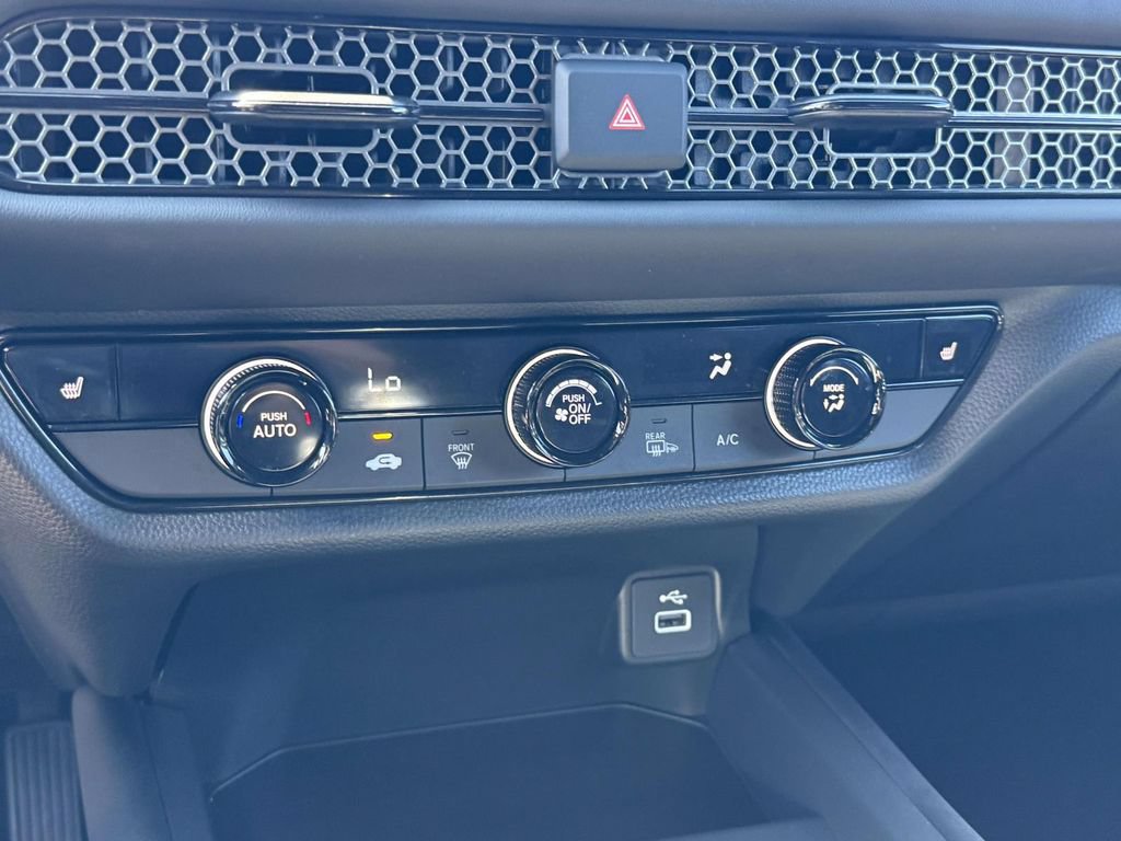 Certified 2025 Honda HR-V Sport image 24