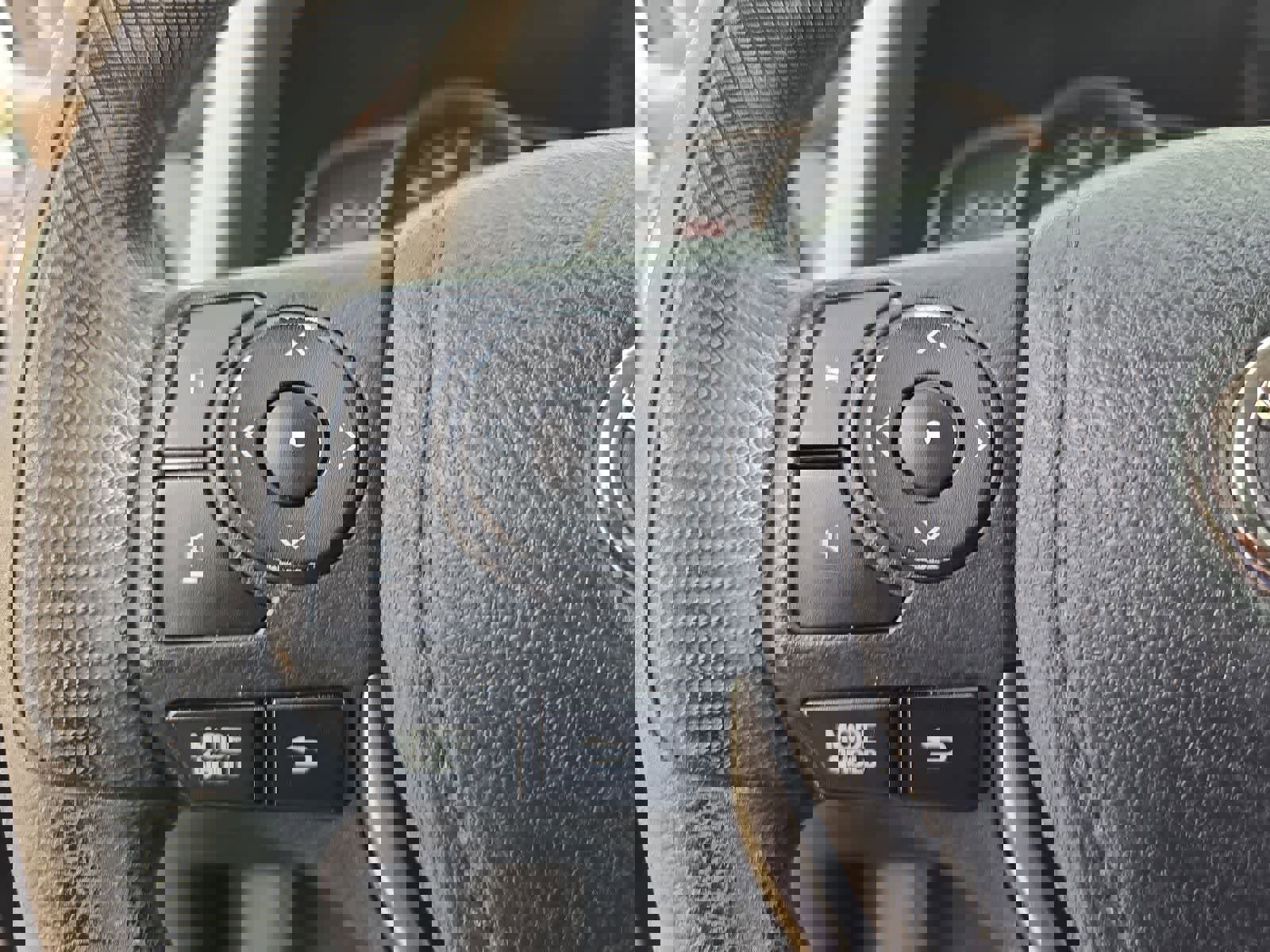 Used 2015 Toyota RAV4 XLE FWD image 24