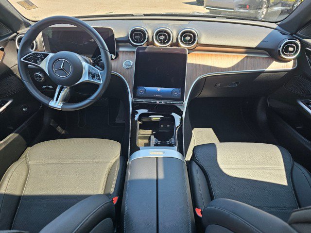 Used 2025 Mercedes-Benz C 300 4MATIC Sedan image 23