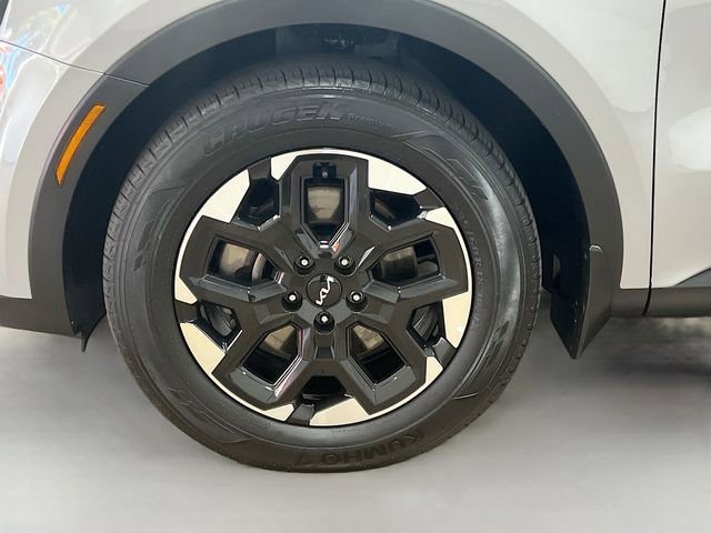Certified 2024 Kia Sorento S image 33