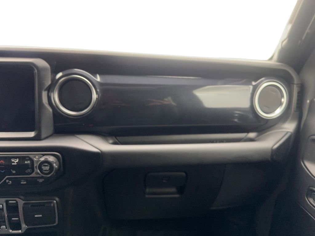 Used 2023 Jeep Wrangler Altitude image 57