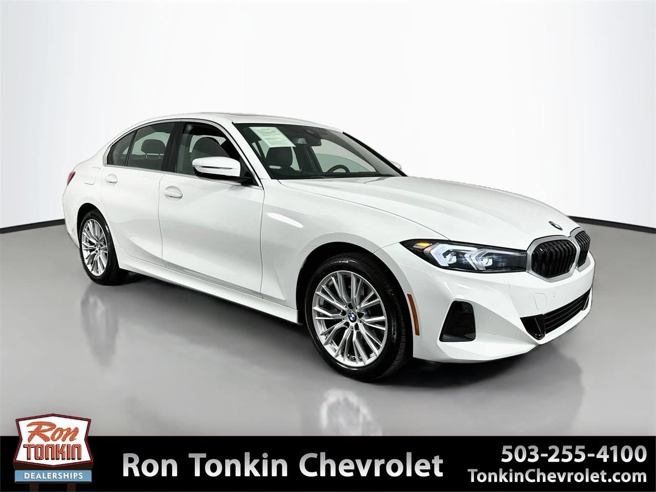 Used 2024 BMW 330i xDrive Sedan w/ Premium Package AWD/4WD image 1