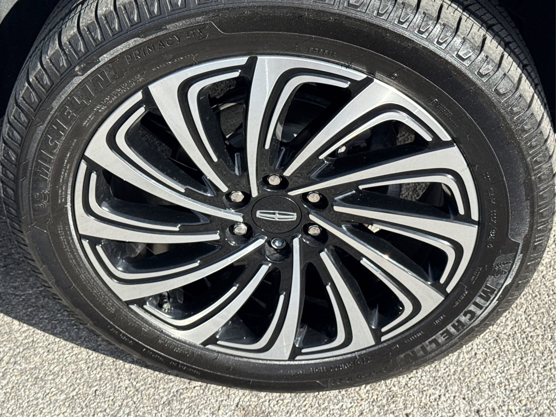 Used 2025 Lincoln Navigator Black Label image 15