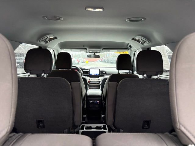 Used 2021 Ford Explorer XLT image 32