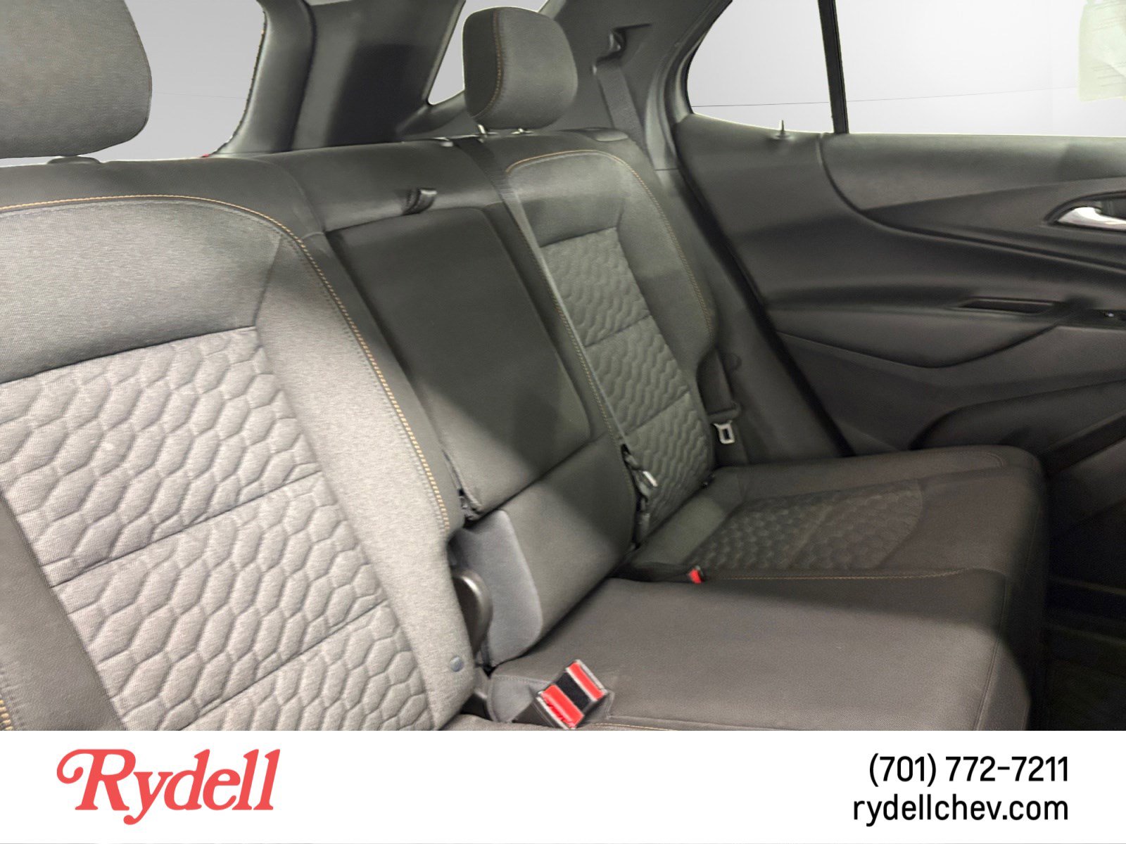 Used 2019 Chevrolet Equinox LT AWD/4WD image 17