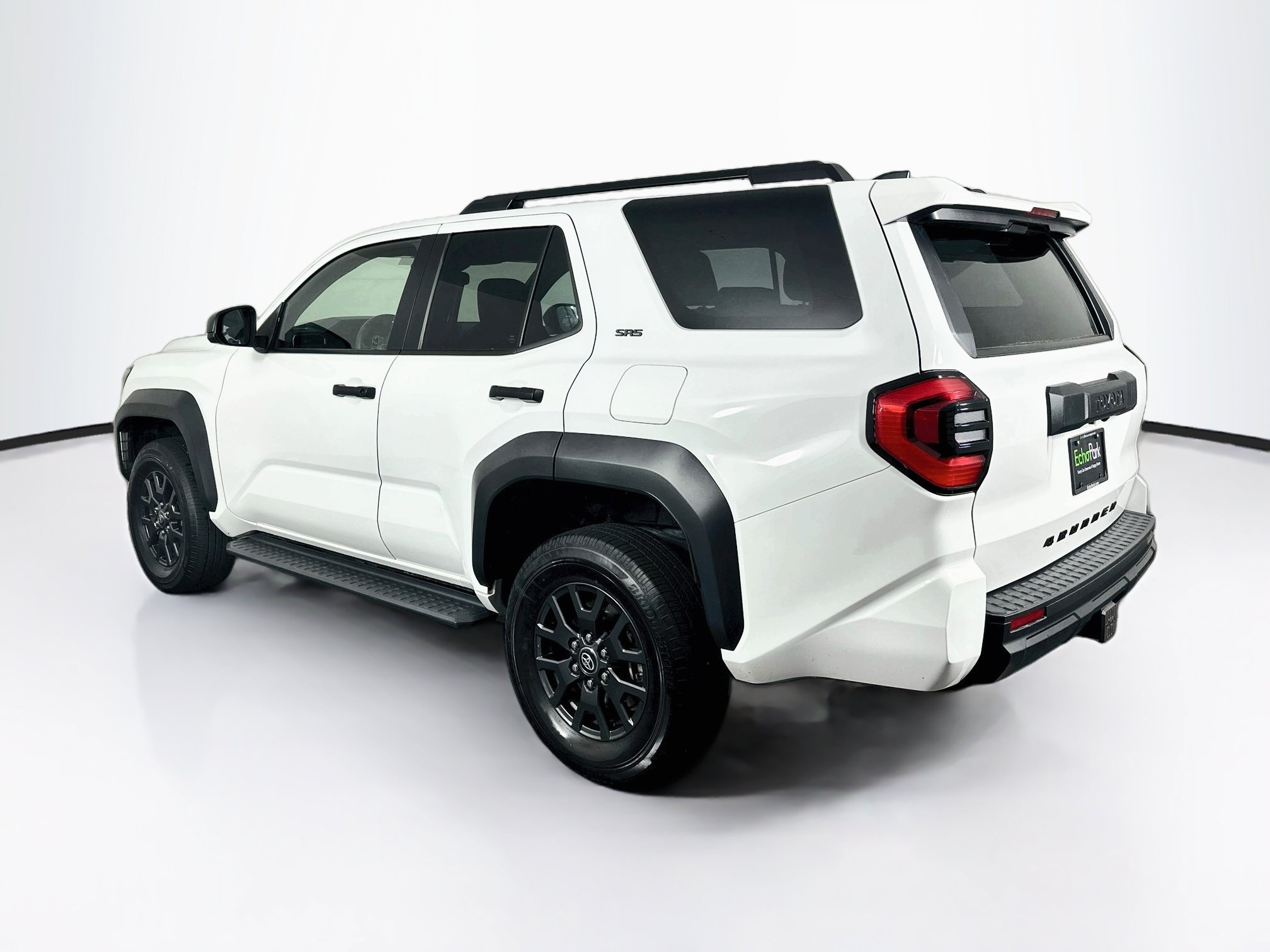 Used 2025 Toyota 4Runner SR5 AWD/4WD image 5