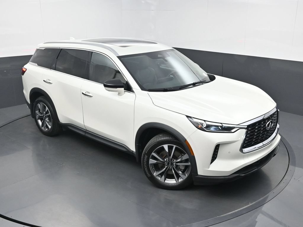 Used 2023 INFINITI QX60 Luxe w/ Performance Audio Package FWD image 36