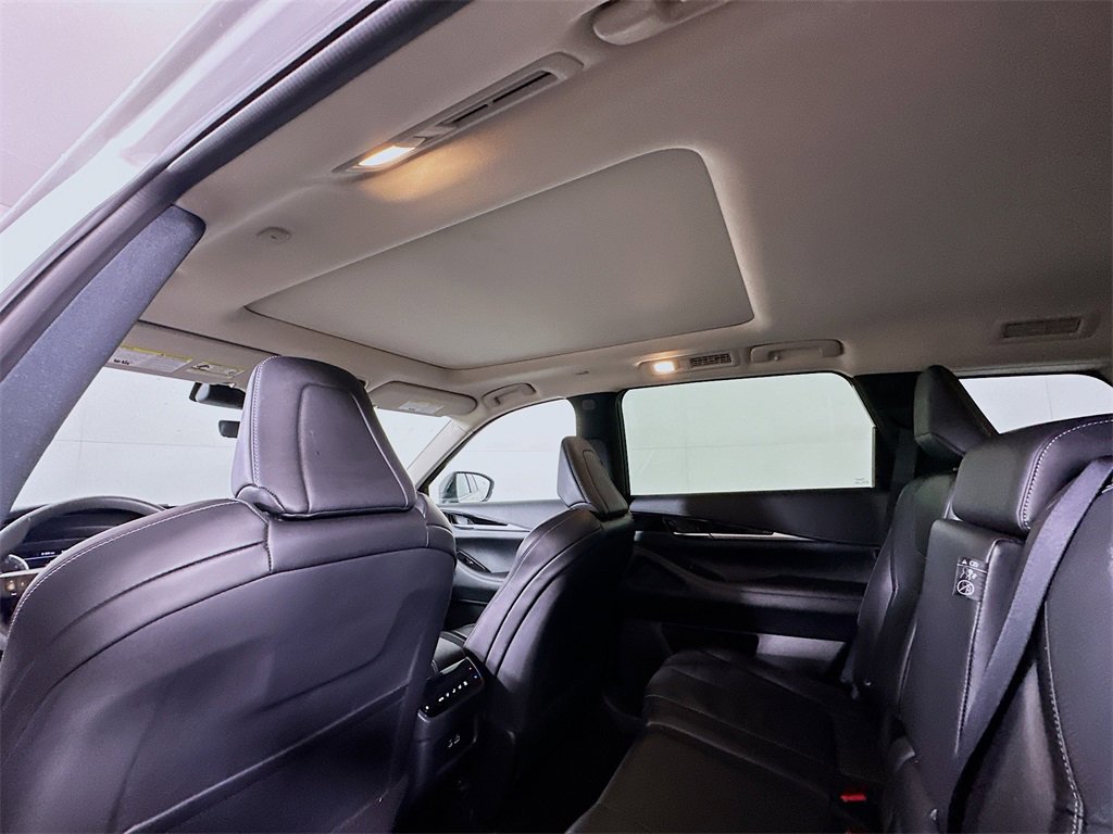 Used 2025 INFINITI QX60 Pure image 13