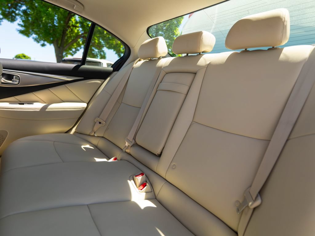 Used 2015 INFINITI Q50 Premium w/ Navigation Package AWD/4WD image 39