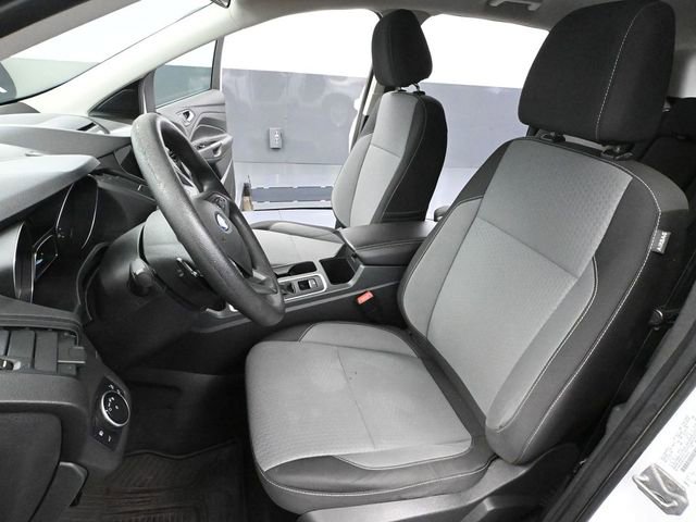 Used 2017 Ford Escape SE w/ Equipment Group 201A image 24