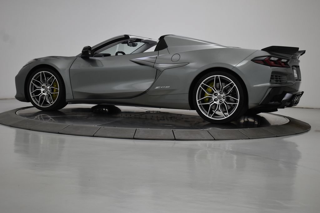 Used 2024 Chevrolet Corvette Z06 RWD image 42