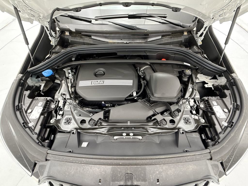 New 2026 BMW X1 xDrive28i w/ Technology Package AWD/4WD image 28