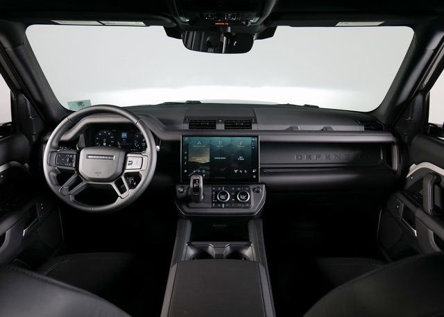 New 2026 Land Rover Defender 110 S image 4