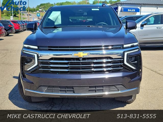 Used 2025 Chevrolet Suburban LT AWD/4WD image 8